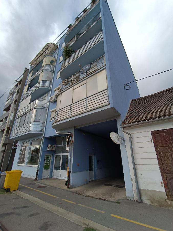 Arena Apartman Eszék Kültér fotó